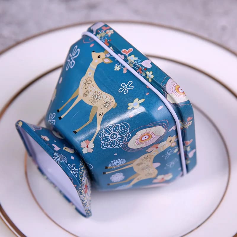 Creative Lacquer Box for Irregular Shaped Cartoons, Elegant Favor Box, Multipurpose Container for Small Objects