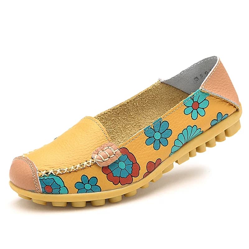 Nuove scarpe sportive casual piatte in pelle da donna, leggere, comode e alla moda per camminare. Mocassini di grandi dimensioni 35-44