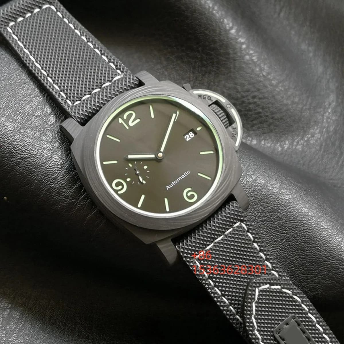 Customizable 44mm Men Watch Automatic Movement Carbon Fiber Case VS Factory