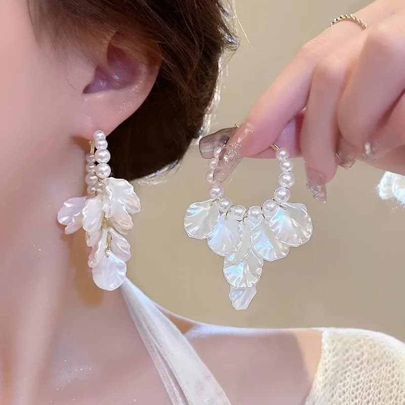 Stud Earrings with Women's Earrings, Trendy Nappa Earrings, Elegant Big Circle Earrings with Pendant, Party Jewelry