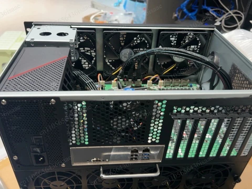 Case Server Rackmount a 12 Bay 4U 6U per AI, GPU, Storage e NAS