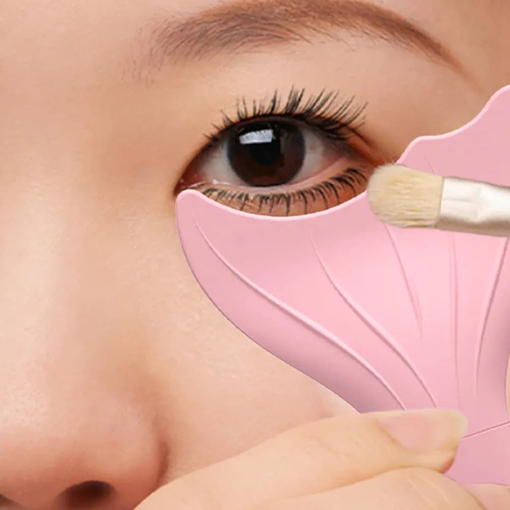 Stencil in Silicone per Eyeliner, Applicatore Curvo per Ciglia, Strumento Facile da Usare per il Trucco degli Occhi, Ausilio per il Disegno del Mascara
