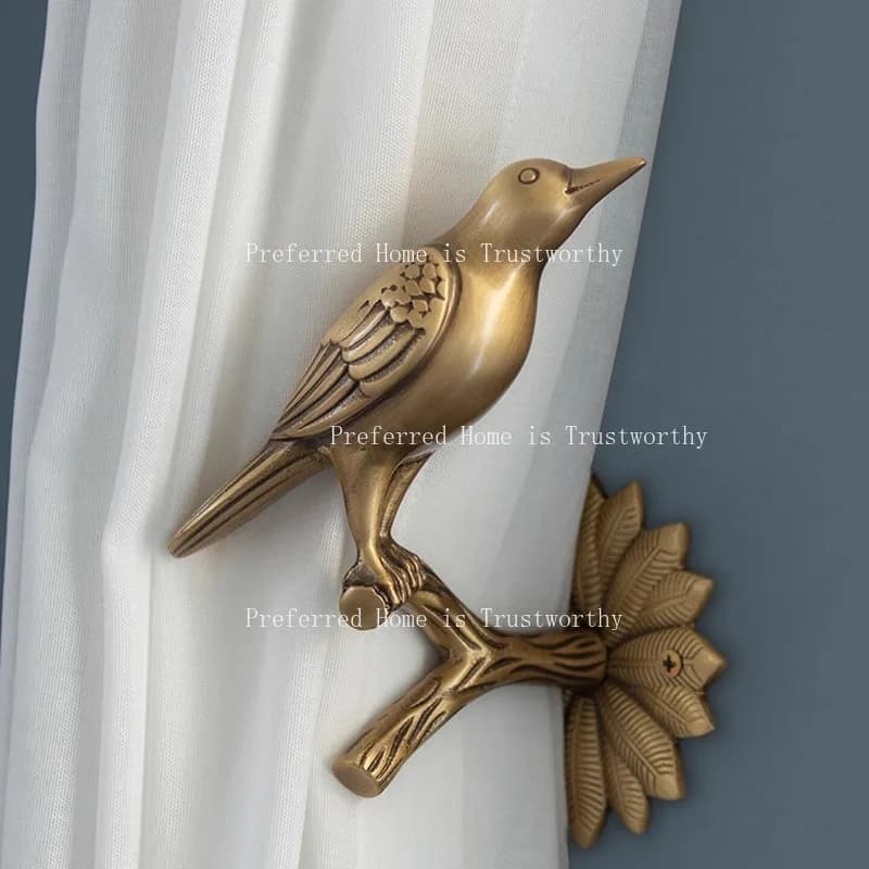 Light Luxury Retro Brass Curtain Hook, Personalized and Creative Bird Curtain Buckle