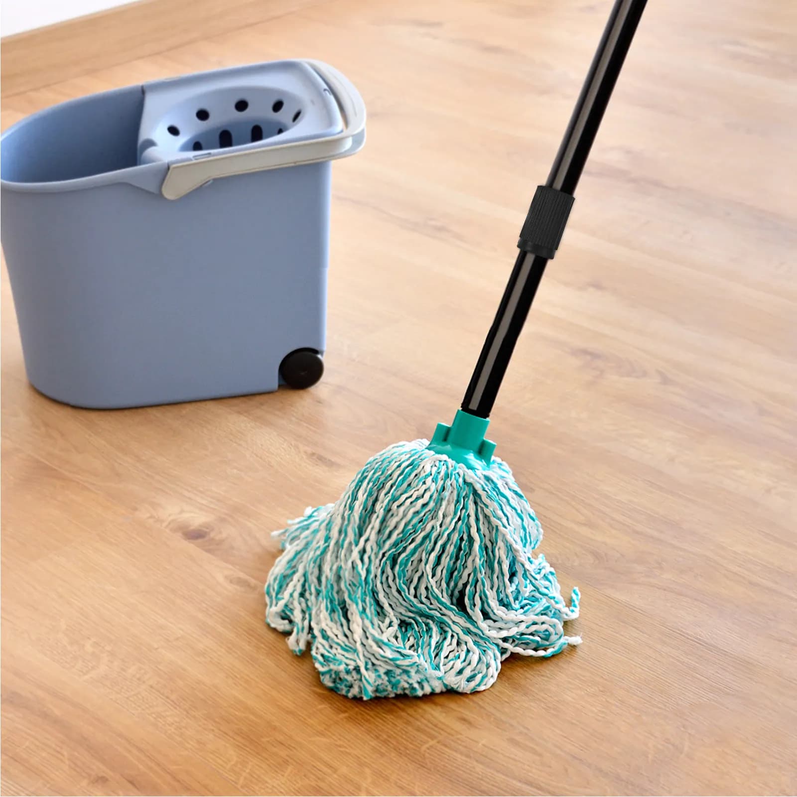 Set di 6 strumenti per la pulizia: Copertura centrale in plastica antiscivolo per manico telescopico, ricambio per asta mocio, prolunga per mocio