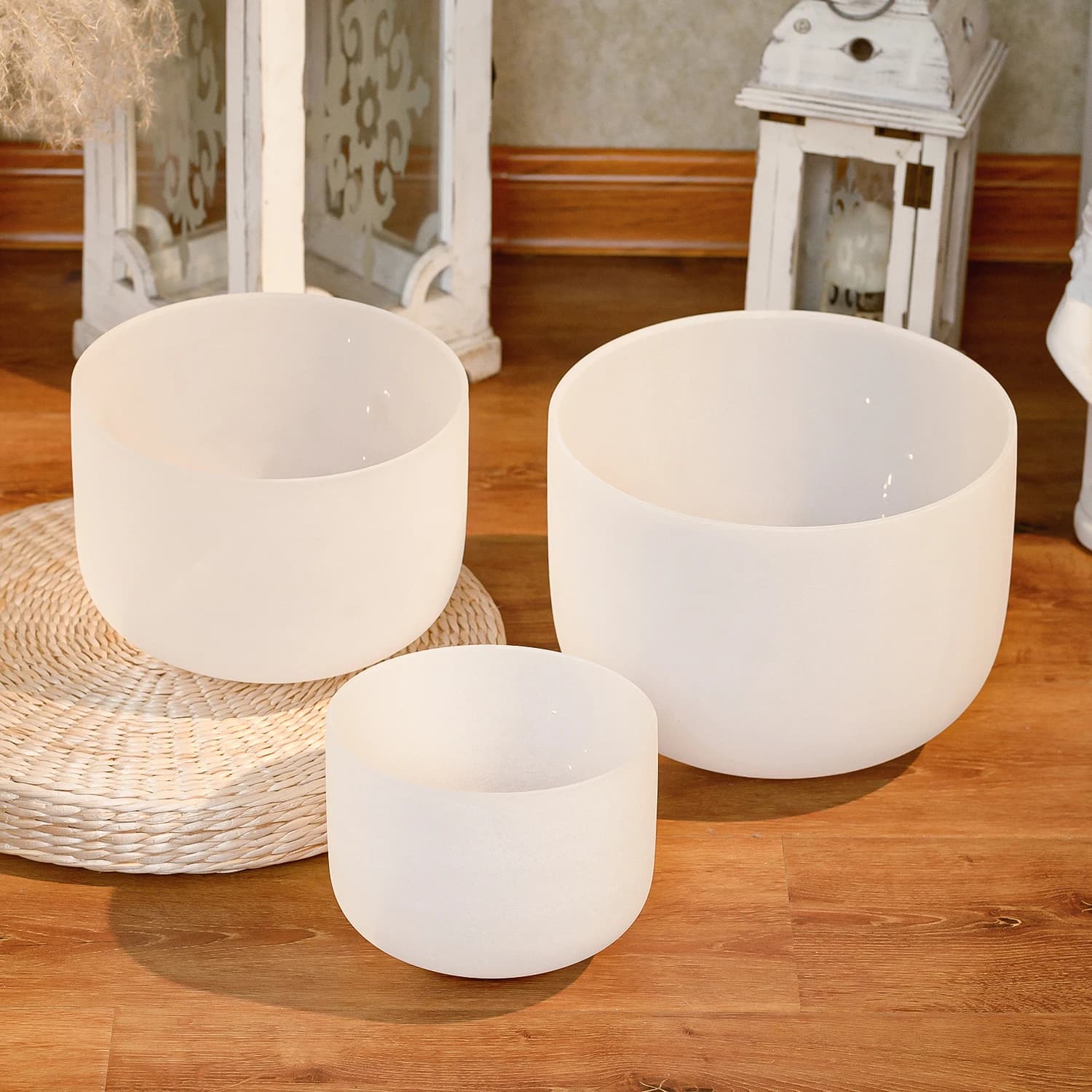 Hye-eun 6"B 8"G 10"E Quartz Frosted Crystal Singing Bowl Chakra Set of 3pcs Tibetan Bowl for Yoga Sound Healing, Bag Included