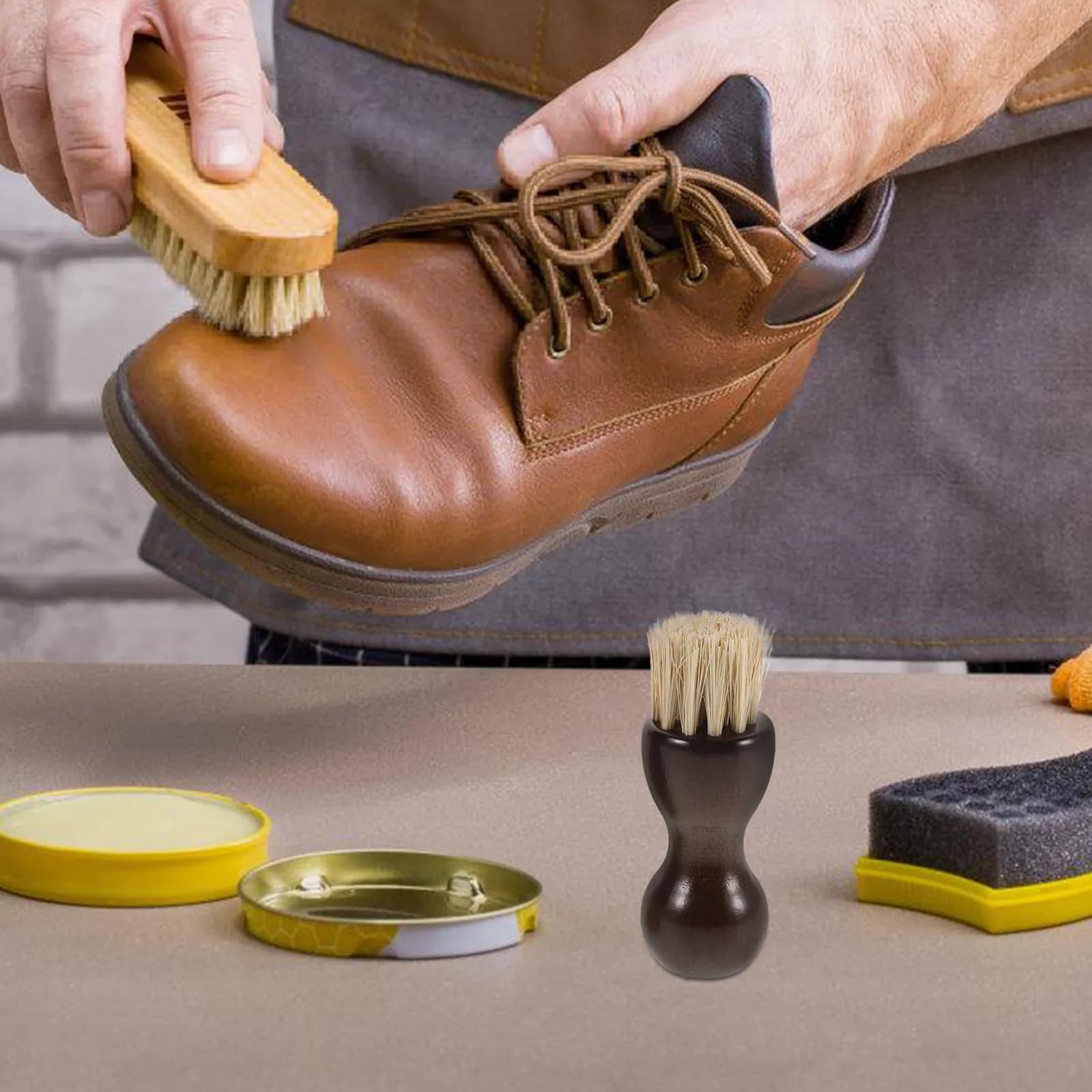 Set di 4 Spazzole per Pulizia Scarpe in Crine di Cavallo con Manico in Legno, Kit Compatto per Lucidatura e Pulizia di Scarpe e Stivali in Pelle Scamosciata