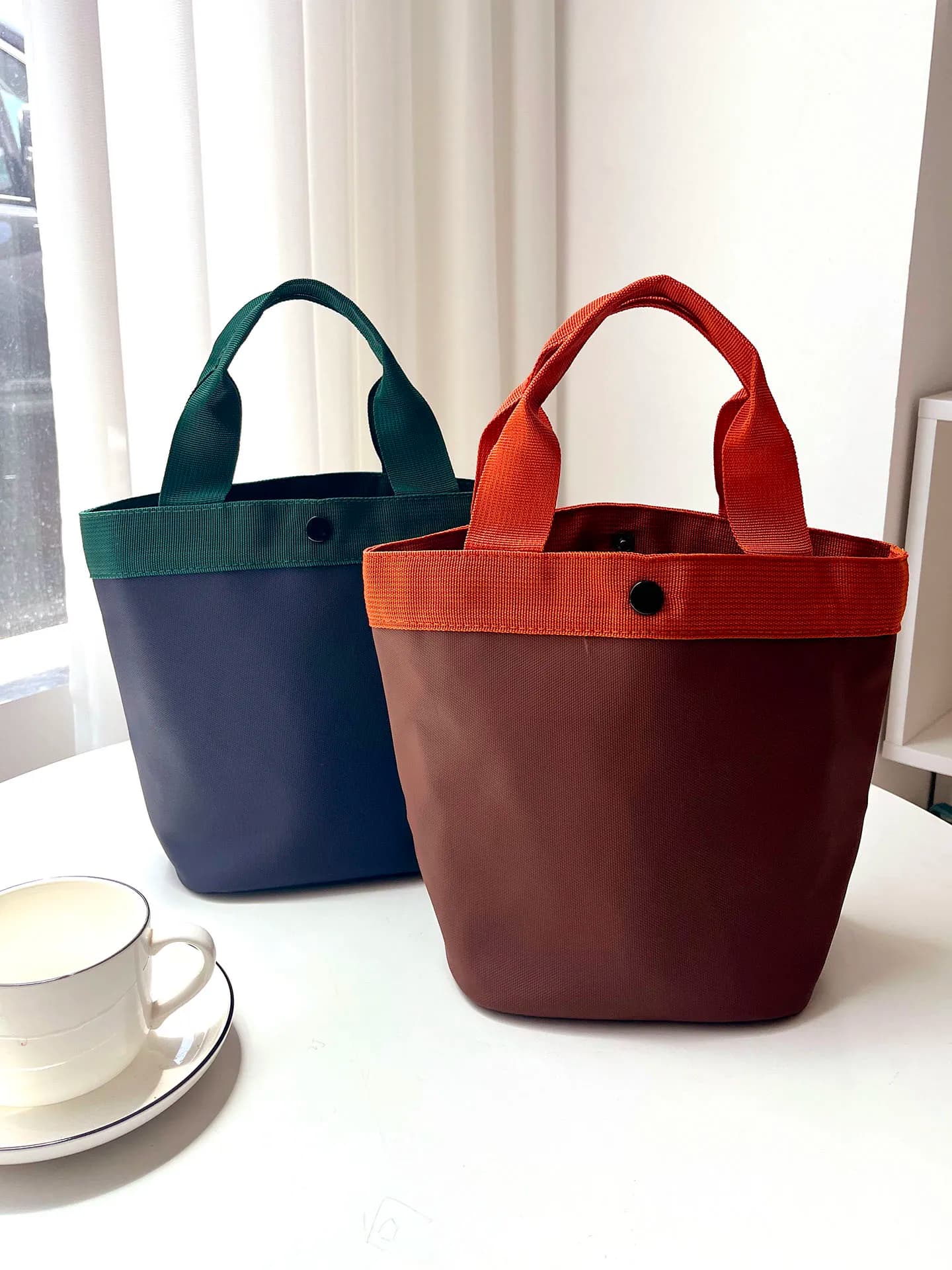 Borsa per il pranzo cilindrica grande e capiente, impermeabile, resistente all'usura, versatile per il pendolarismo, borsa Bento semplice in tinta unita