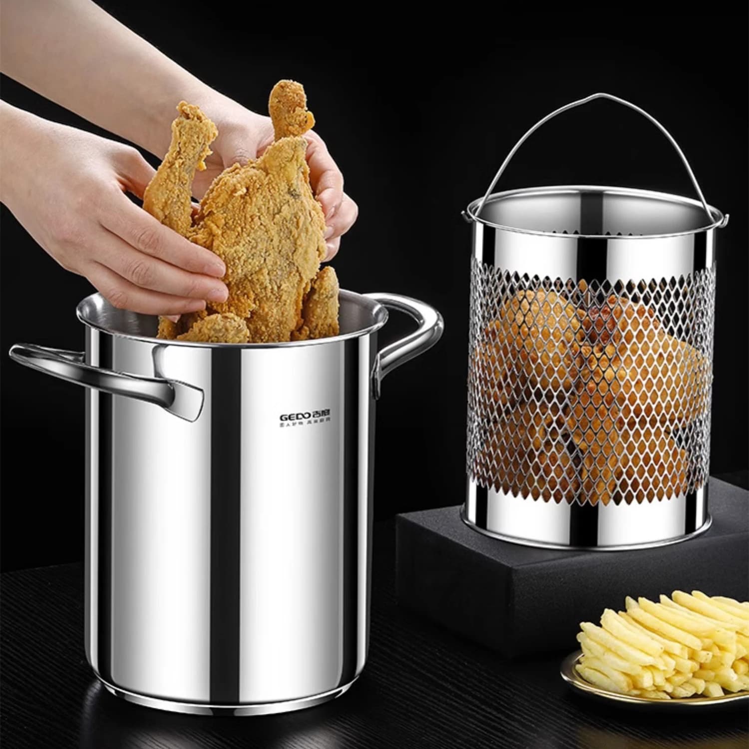 LFGB Certificate Pure Stainless Steel 304 Frying Machine Oil Save Chips Frying Pentola Noodles Vegetable Scratch With Colino