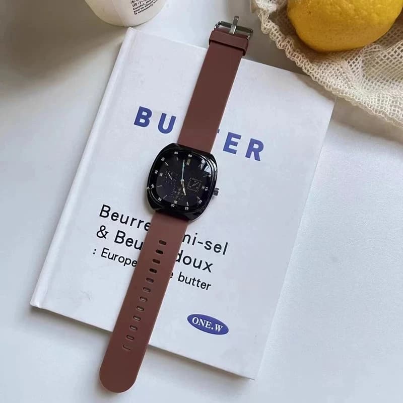 Men's Watch with Fashionable Silicone Strap Quartz watch with Three Eye Blue Needle Design for Men High Quality Montres Student Wrist Watch