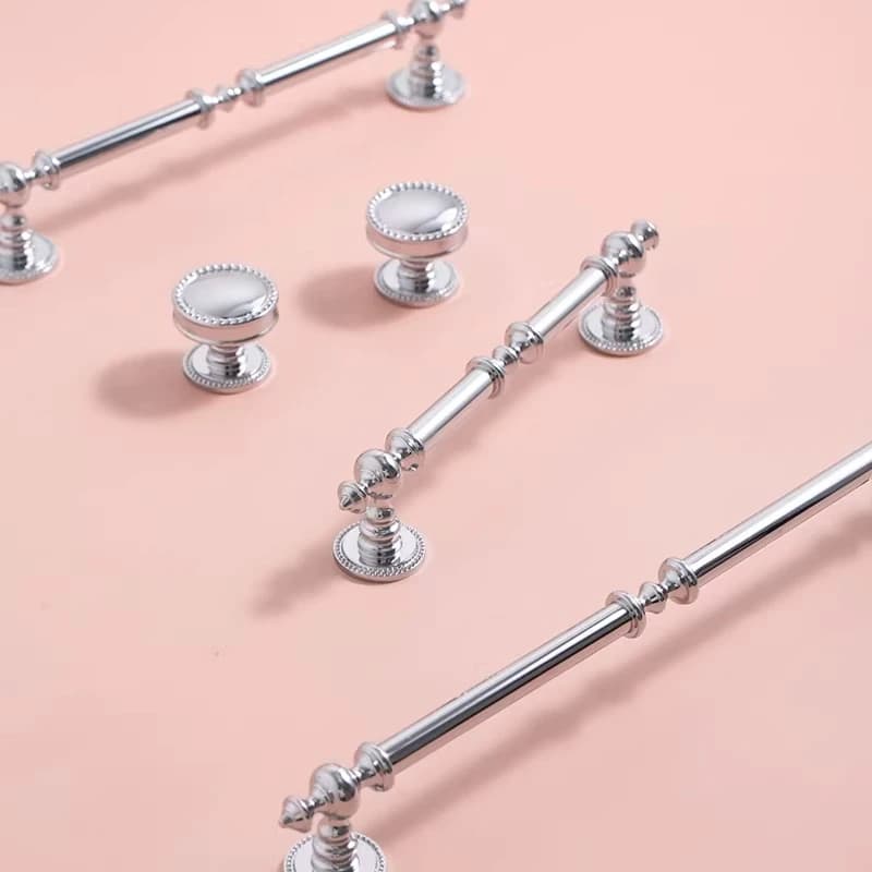 Maniglie e pomelli per mobili in stile europeo color argento brillante, per cucina, armadio, cassettiera, scarpiera, cassetti e mobili a barra