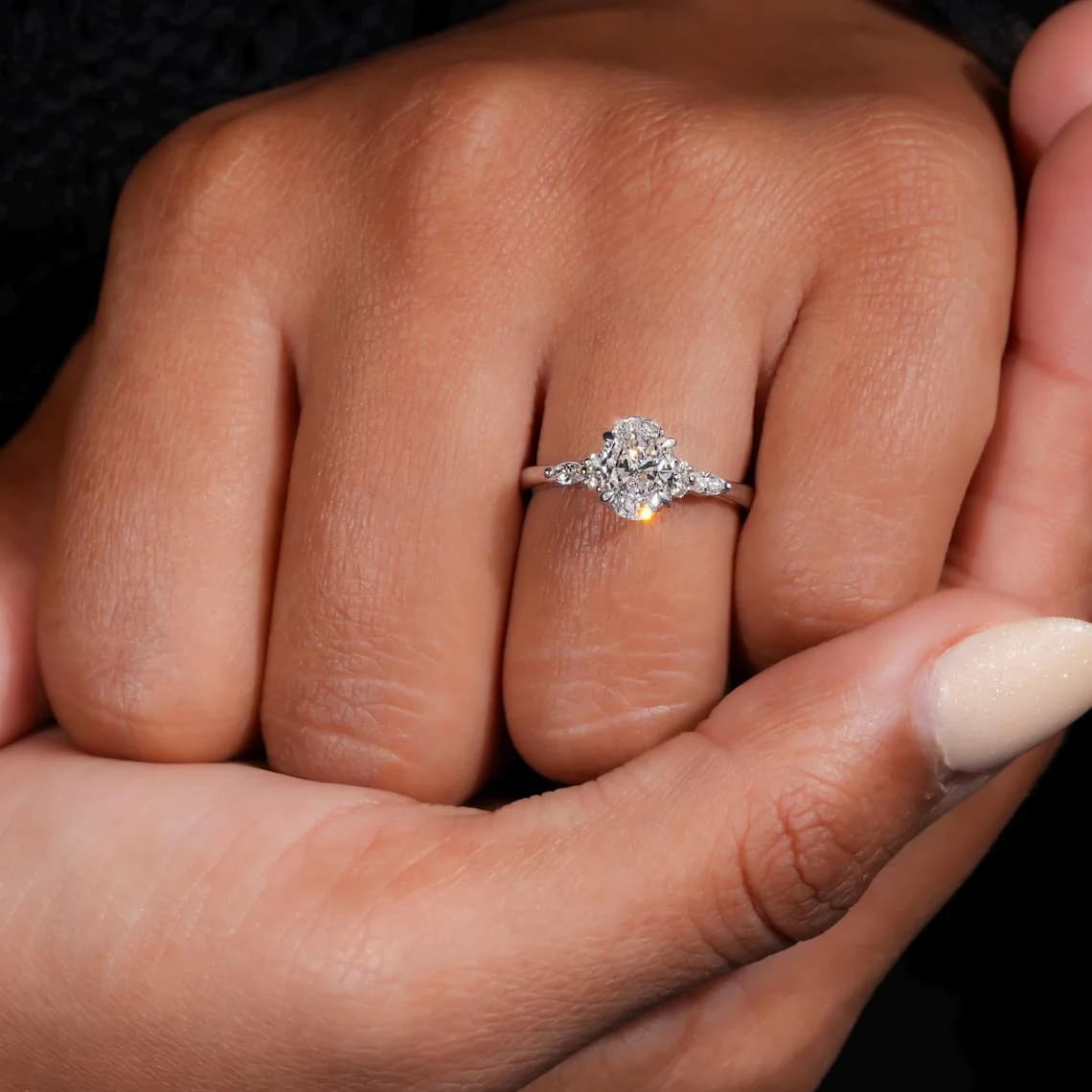 Hot Sale S925 Sterling Silver Light Luxury Moissanite Pigeon Egg Ring Fashion Diamond Ring For Women Wedding Engagement
