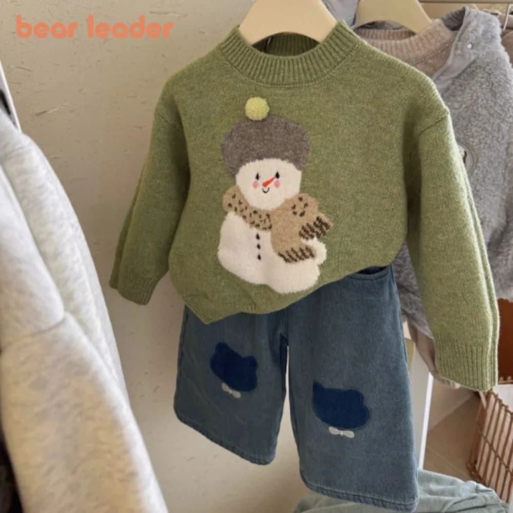 Bear Leader 2025 Primavera e Autunno Nuovo Casual Abbigliamento per bambini Ragazze Cartoon Pupazzo di neve Stampato Maglione verde + Jeans Set a due pezzi