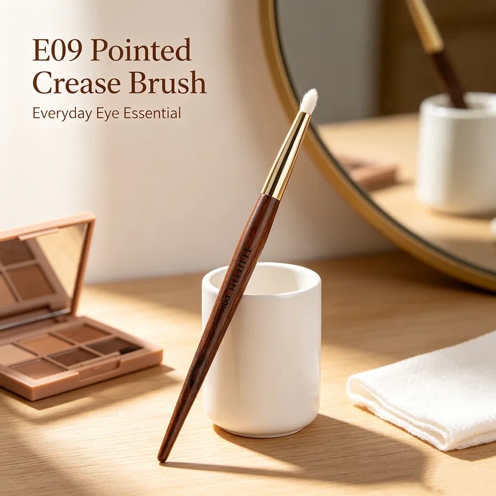 FLUFFIN E09 Fine Pointed Goat Hair Eyeshadow Pointed Crease Brush for Crease Eyeliner Smudging and Eye Detailing Makeup Tools