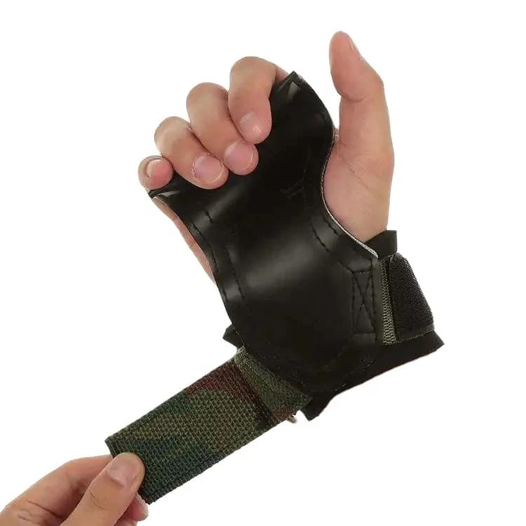 Custom logo Synthetic Fiber Gymnastics Hand Grips with New Breathable Material for Bars Kettlebells Weightlifting Pull Ups