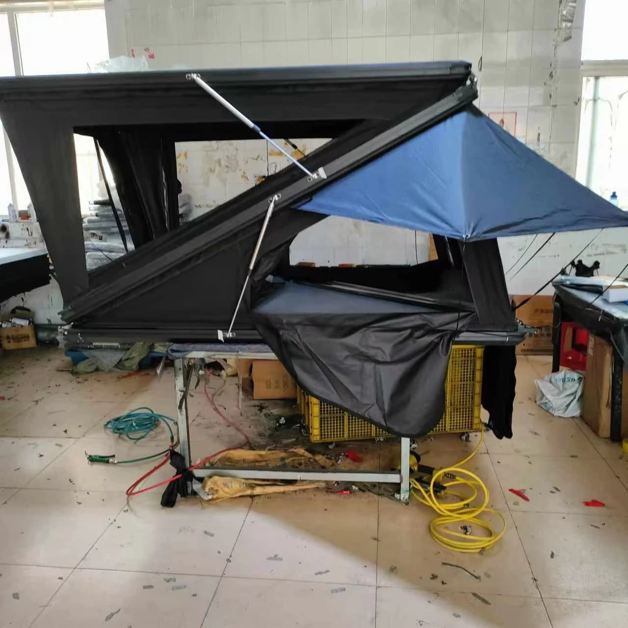 3-4 persone Ampio spazio 320G Protezione UV impermeabile Tenda in cotone poliestere sul tetto per campeggio all'aperto Avventure fuoristrada 4x4