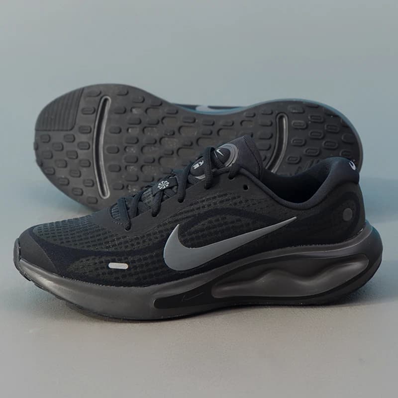 Scarpe da uomo Nike Journey Run Scarpe sportive, ammortizzanti, resistenti all'usura, leggere e traspiranti per la corsa su strada Fn0228-009