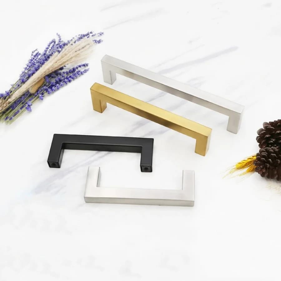Maniglie per mobili semplici quadrate spazzolate Manopole per porte dell'armadio da cucina nere in acciaio inossidabile Maniglie per cassetti Ferramenta per mobili