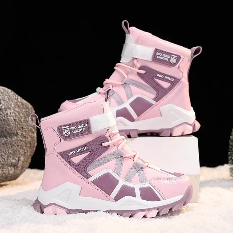 Stivali da neve per ragazze invernali Nuova moda di lusso PU Fodera in pile spesso superiore Stivali in cotone per bambini Scarpe da esterno per bambini calde antiscivolo