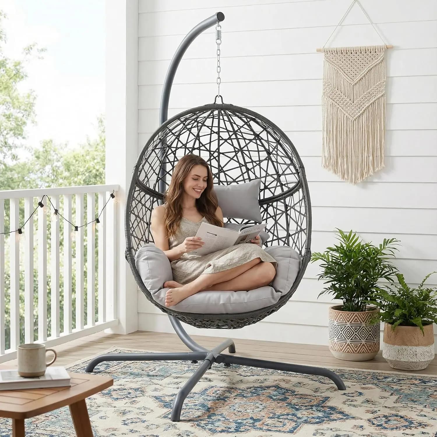 Sedia a dondolo a forma di uovo con supporto, sedia a dondolo da esterno con cuscino confortevole, seduta a forma di nido d'uccello in rattan, personalizzabile, portata massima 158 kg