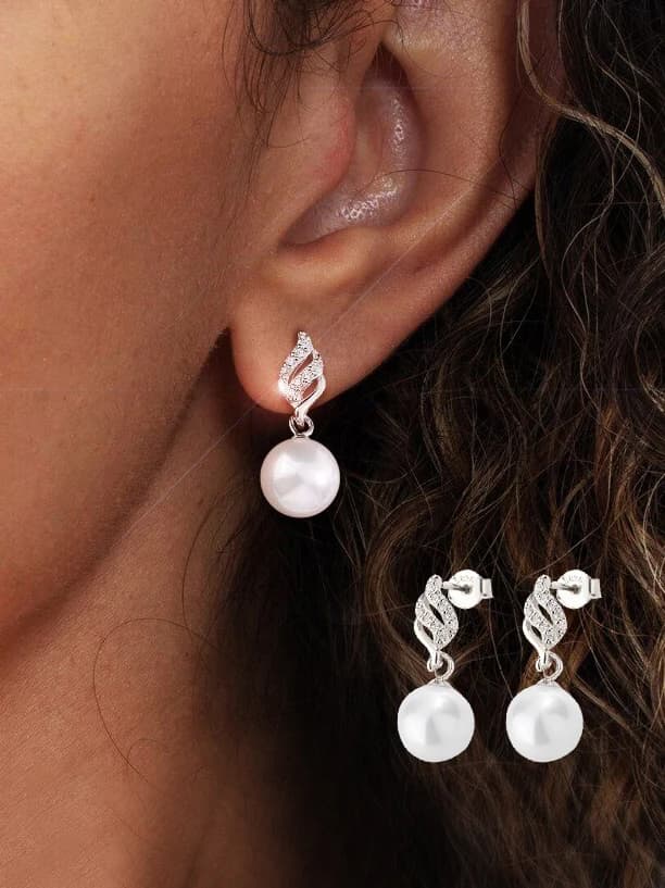 Sterling Silver Earrings with High-end Artificial Pearls in French style S925, suitable for gifts, appointments, beach holidays, party dresses, wedding jewelry, engagement ceremony, birthday gifts, women's high-end jewelry
