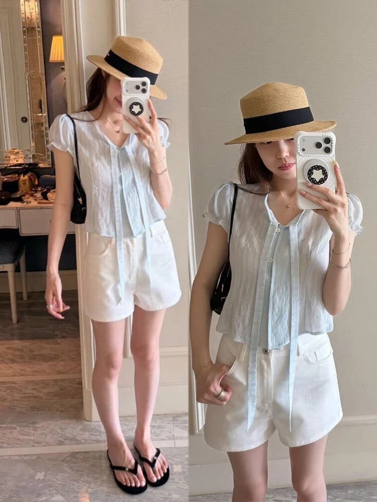 Completo Estivo 2026: Set Trendy Camicia Blu e Pantaloncini Bianchi da Donna, Stile Coreano Traspirante a Vita Alta con Maniche a Bolla