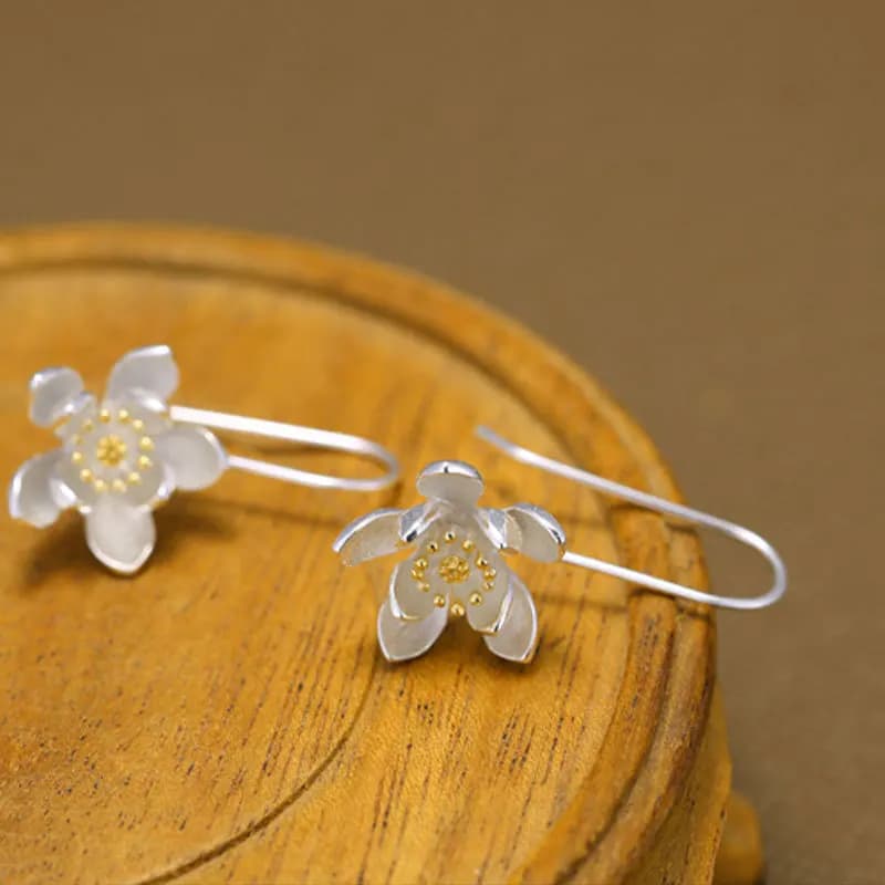 Orecchini in argento 925, design di loto spazzolato realizzato a mano, stile classico cinese, orecchini lunghi con filo per orecchie, gioielli in argento per le donne