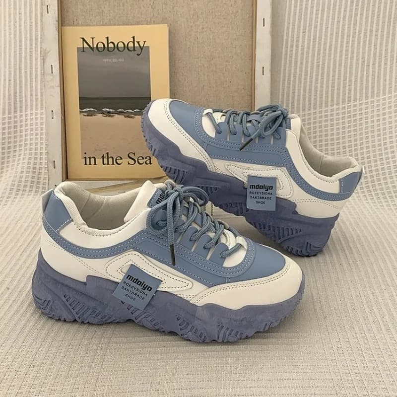2025 Scarpe da donna Tendenza moda Sneakers casual Donna Comodo fondo morbido Stringate Scarpe con plateau femminile Zapatos De Mujer