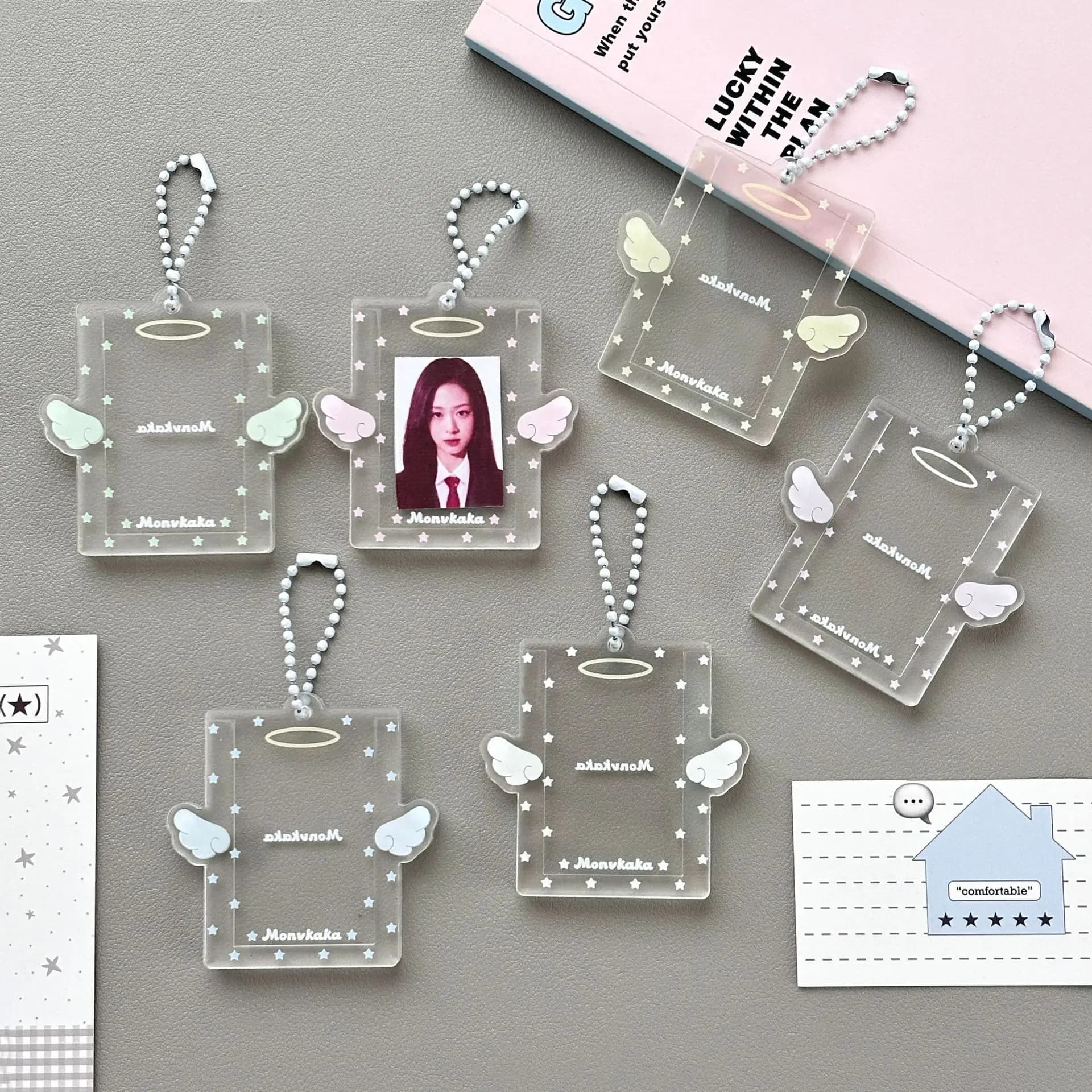 Transparent Acrylic Badge Door with Pike Ali print, 1 Inch, Photo Door, Photo Pendant for Photobooth