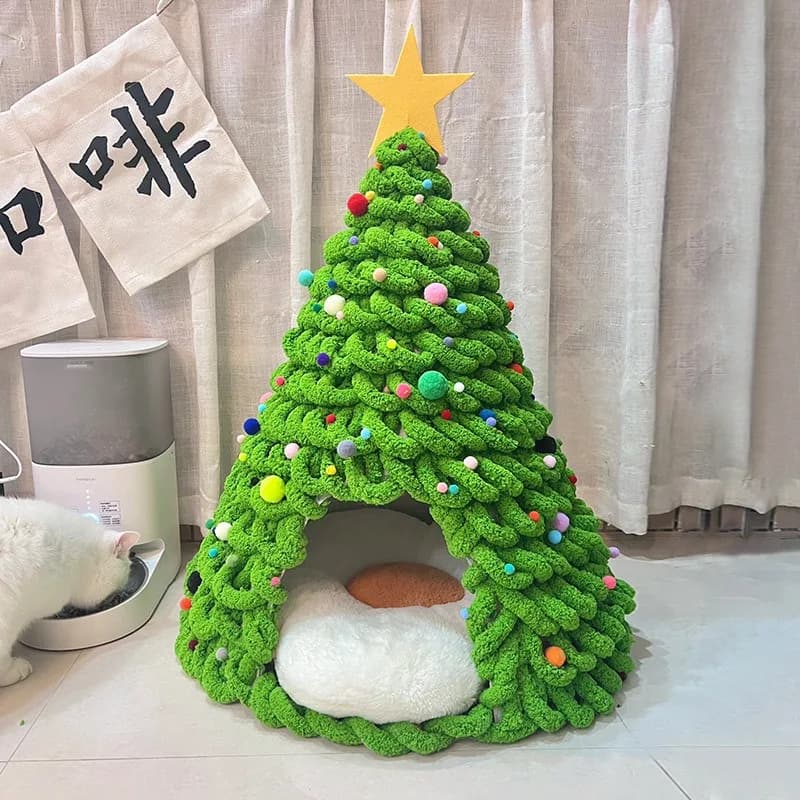 Christmas tree cat kennel wool to keep warm in winter and closed kennel in winter