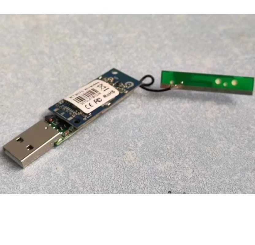Scheda di rete wireless RT3070L kali linux cdlinux acquisizione pacchetti Ubuntu debain 2.4G wifi