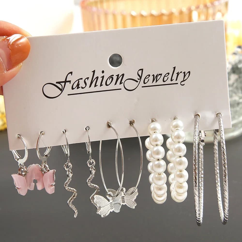 Orecchini a cerchio con perle a cerchio rotondo color argento grande alla moda per le donne Ragazze Set di orecchini pendenti con farfalla serpente Gioielli femminili Y2K