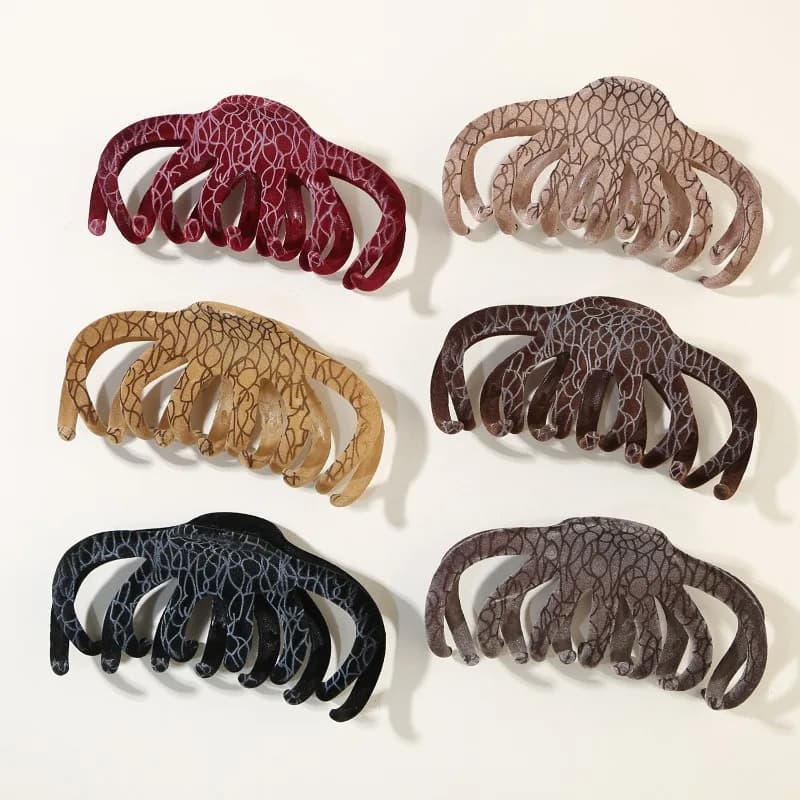 Fashion Velvet Large Hair Claw Clip Non Slip Jaw Barrettes Elegant Hair Accessory for Women Thick Long Hair Daily Wedding Party