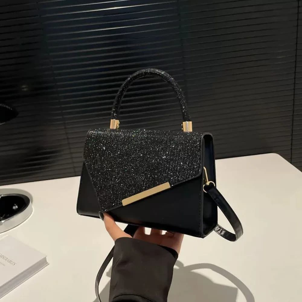 New Style Women's Bag with a High-End Feel, Single Shoulder Crossbody Bag, Versatile Handbag, Fresh Style, Gold Thread Embroidery, Small Square Bag