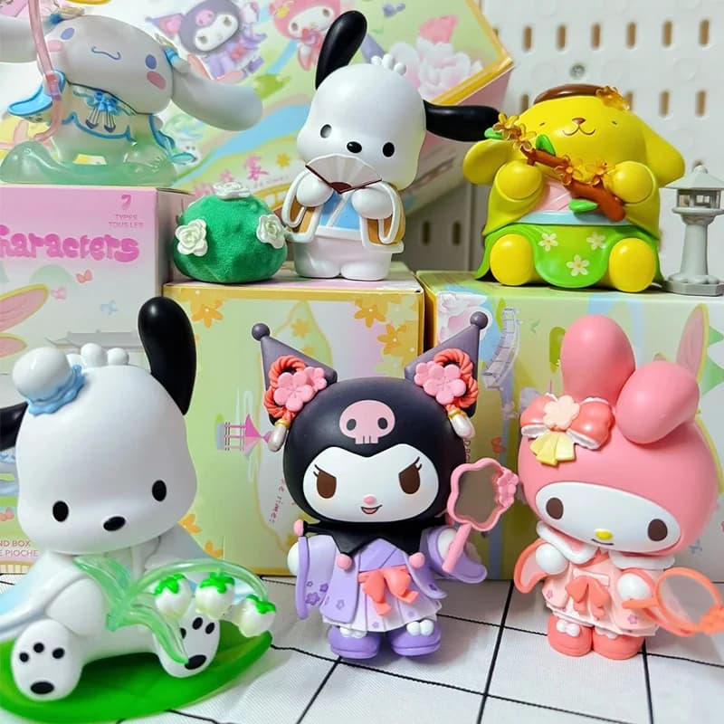 Sanrio Blind Box New Rhyme Flower Clothes Mystery Box Cute Melody Action Figure Kuromi Pochacco Cinnamoroll Cofanetto Sorpresa Regalo