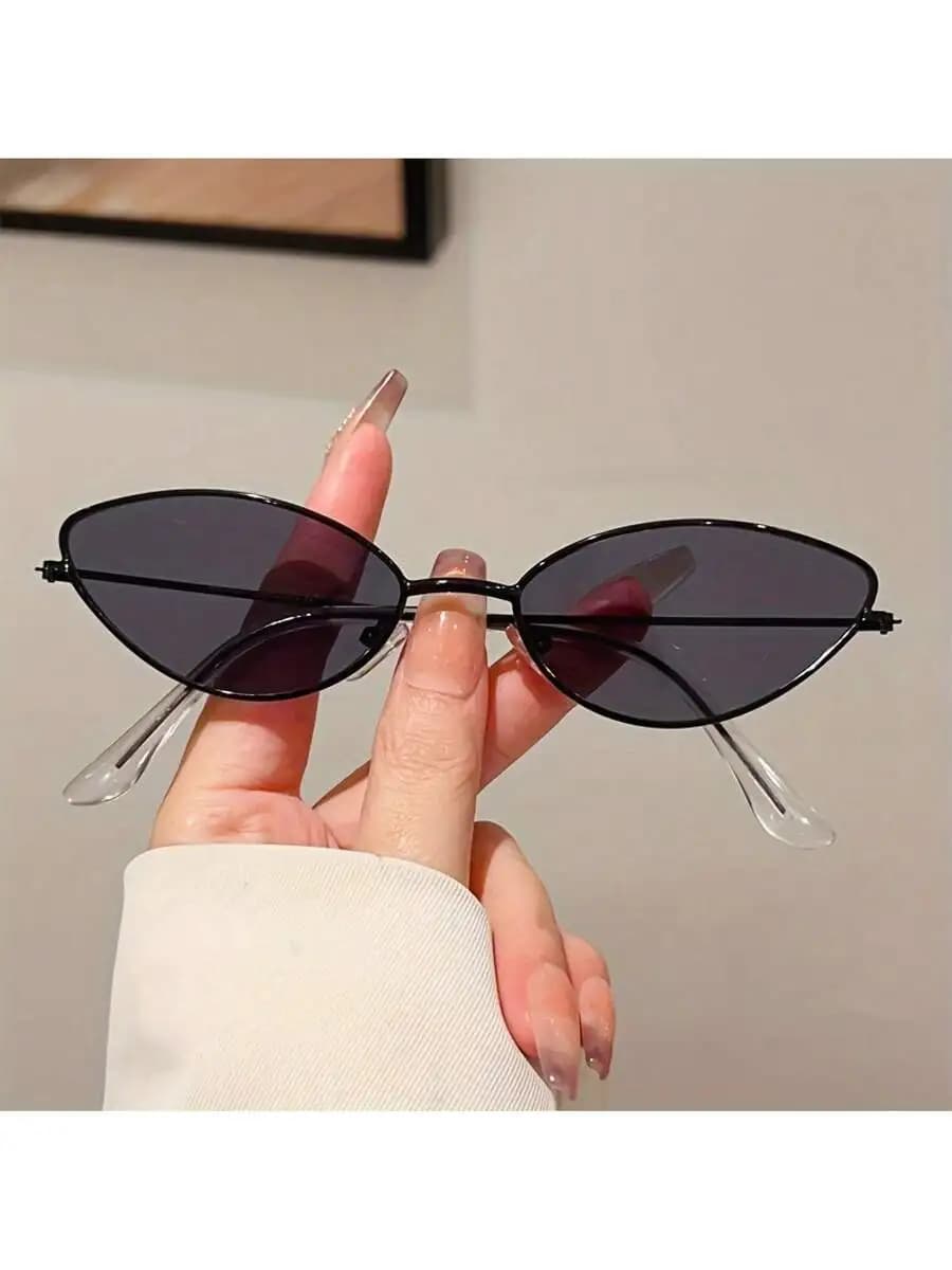 1 Pair Women New Cat Eye Model Fashion Glasses Exquisite Small Frame Popular Multicolor Entry Luxury Style Metal Edge Design