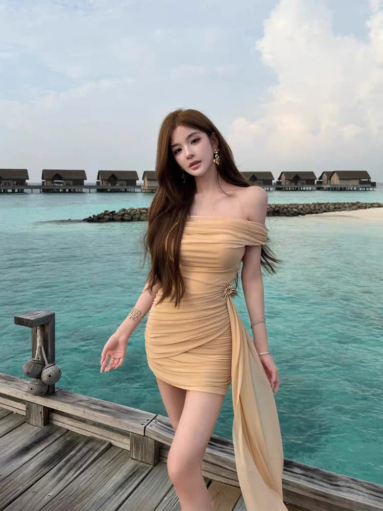 Pure Desire Sexy One-Shoulder Dress Women's Spicy Style Waist-Cinching Holiday Short Skirt Casual A-Line Silhouette Sleeveless