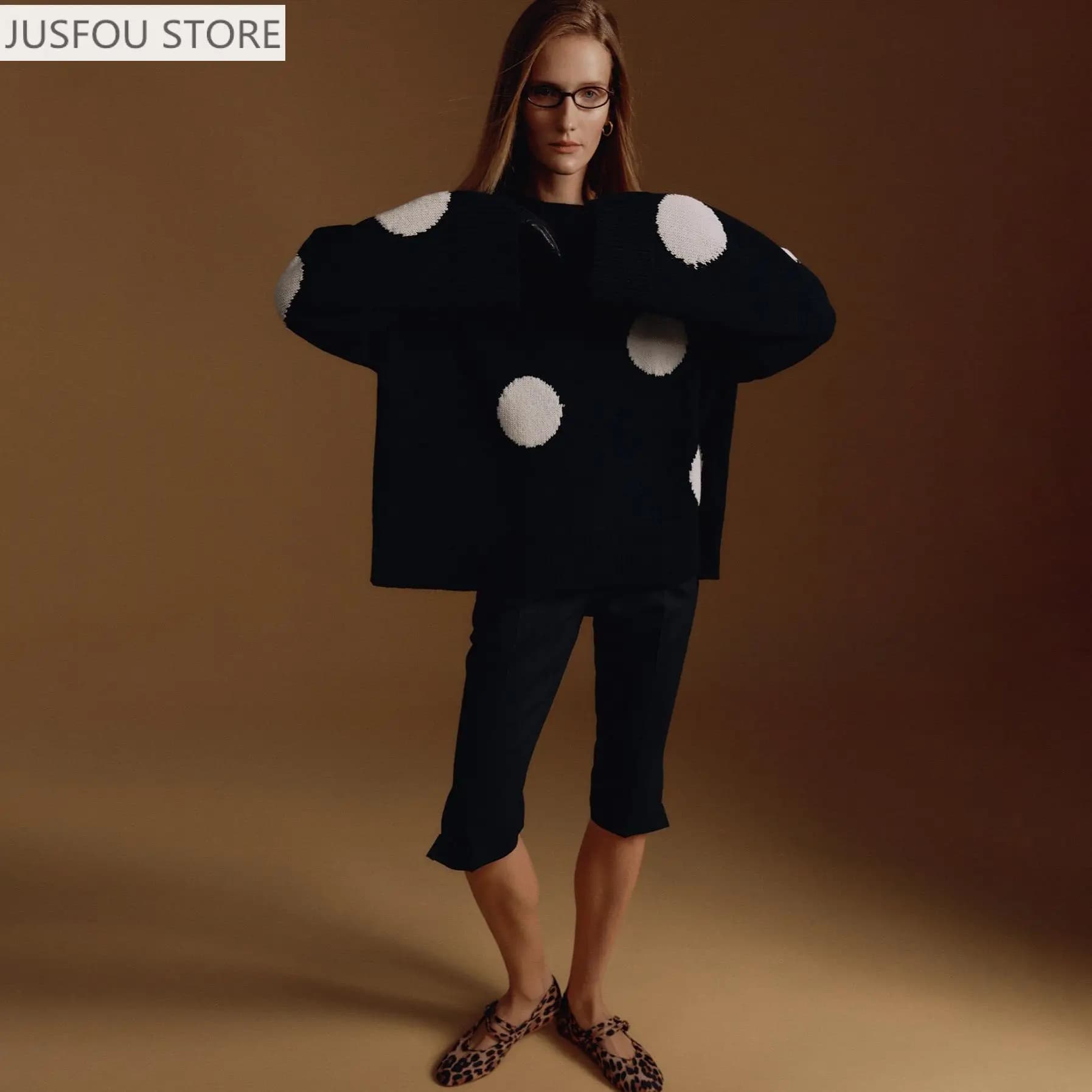 Autumn Round Neck Polka Dot Fashionable Round Neck Pullover Sweater Women Loose and Chic Sweater Knitted Bottoming Shirt Top
