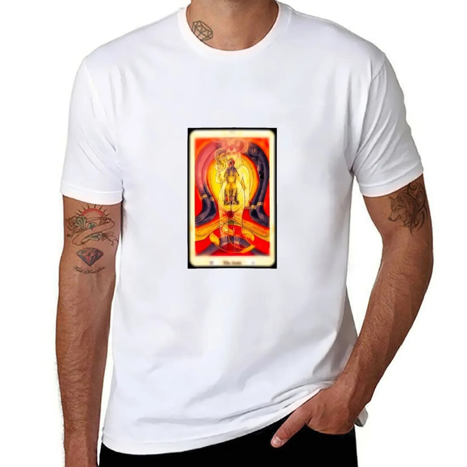 Carta dei Tarocchi Crowley Thoth: L'AEON # 20 T-shirt alla moda con stampa di lettere
