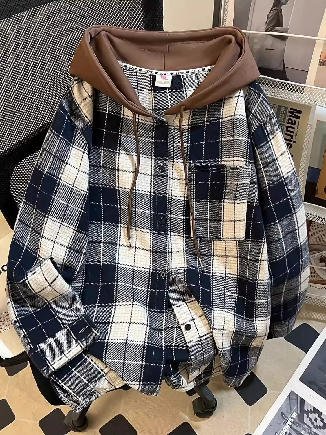 plus Size 300 Pounds Retro Hong Kong Style Plaid Hooded Jacket Women Spring Autumn Loose Casual Hooded Top Polyester Fiber