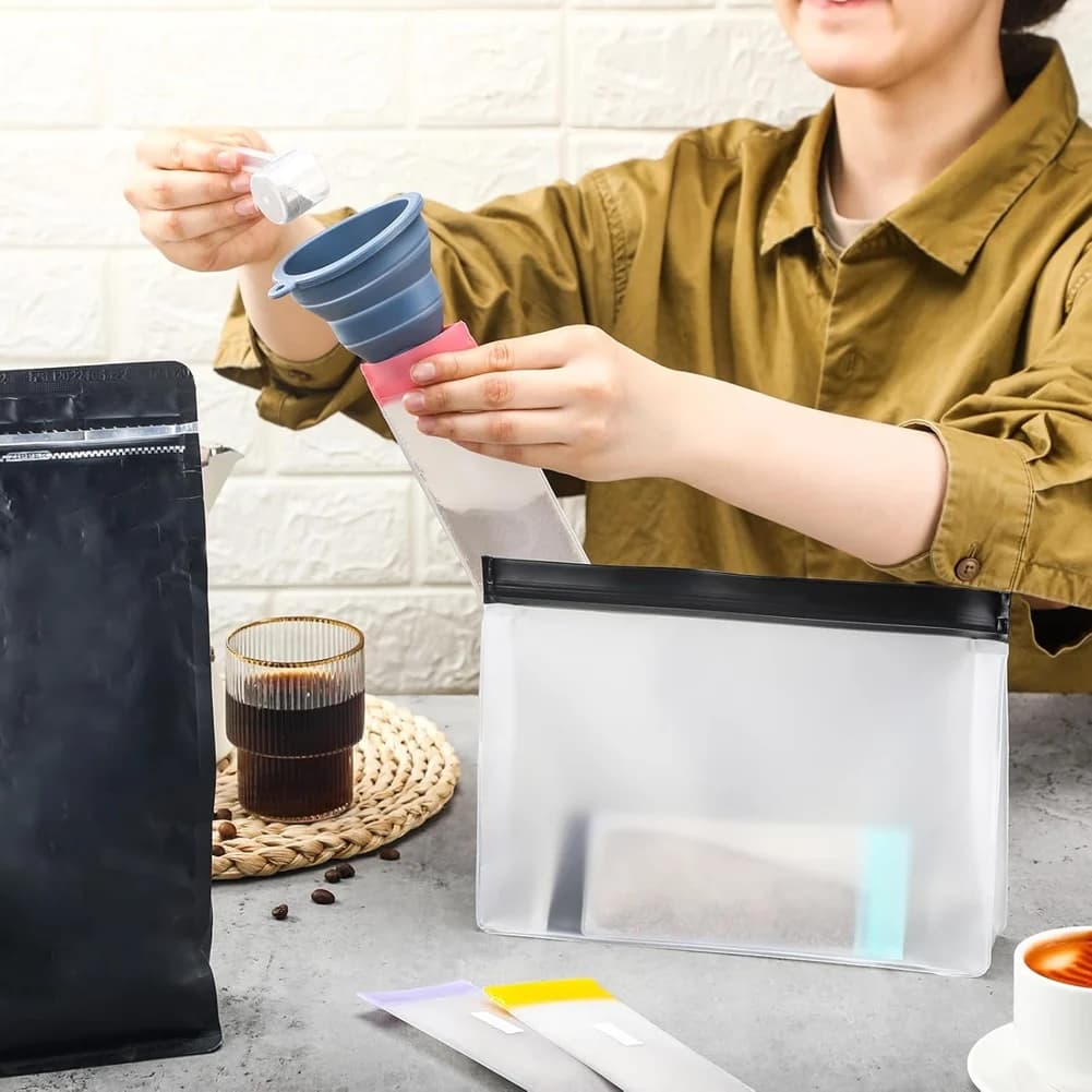 A95G Protein Powder Travel Container Set Single Dose Reusable Powder Supplement Packets with Funnels,Spoons and Labels