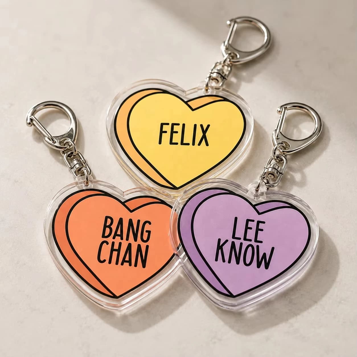 Kpop Boys Band Member Name Keychains Candy Color Love Heat Keyrings Jewelry Key Ring Purse Phone Bag Charm Fans Friends Gifts