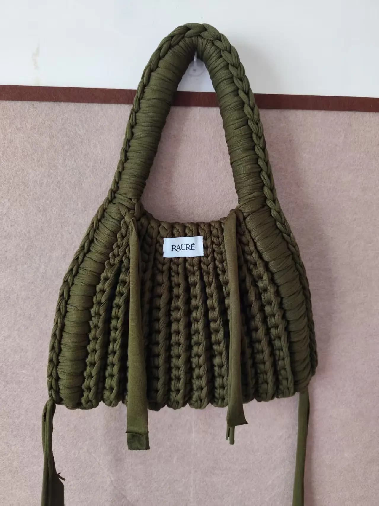 Borsa a Spalla Artigianale Multicolore in Tessuto di Yiwu Yingzi, Stile Casual per il Pendolarismo Quotidiano