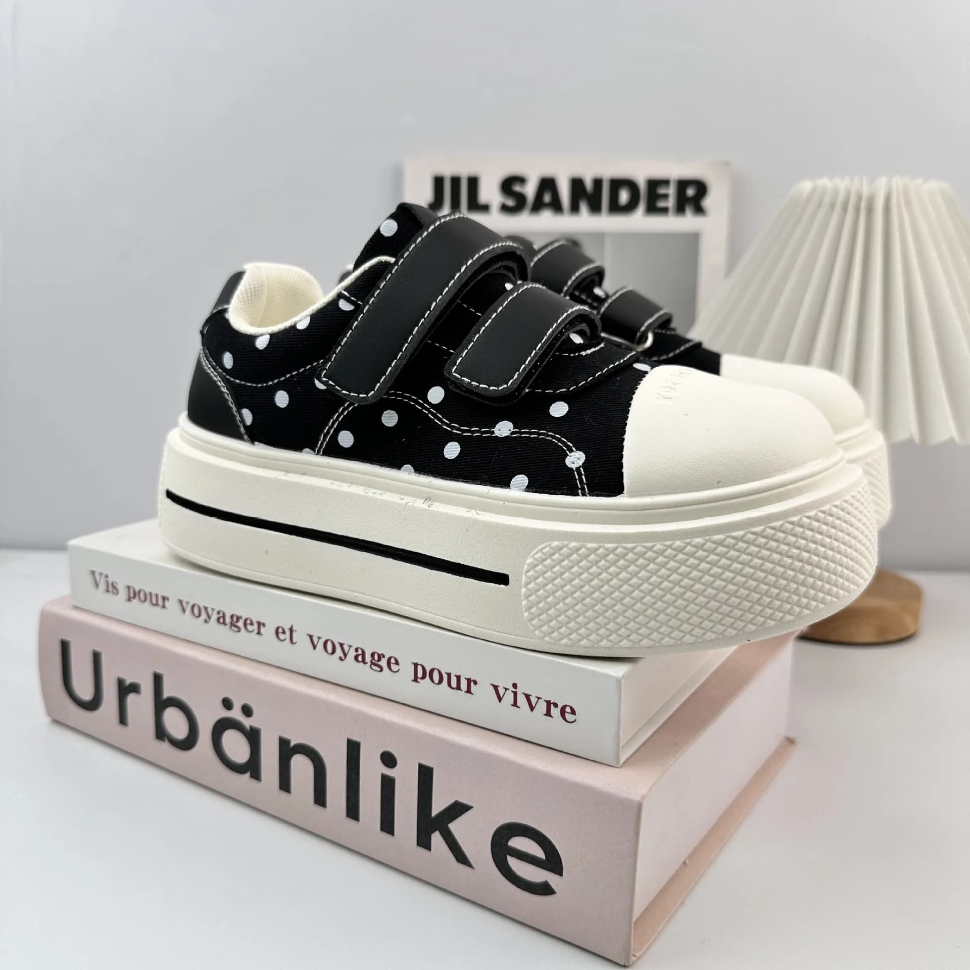 Nuove Sneakers Donna Primavera Estate 2026 in Tela a Pois con Strappi in Velcro, Scarpe Casual Versatili con Plateau Traspiranti e Morbide per Studentesse