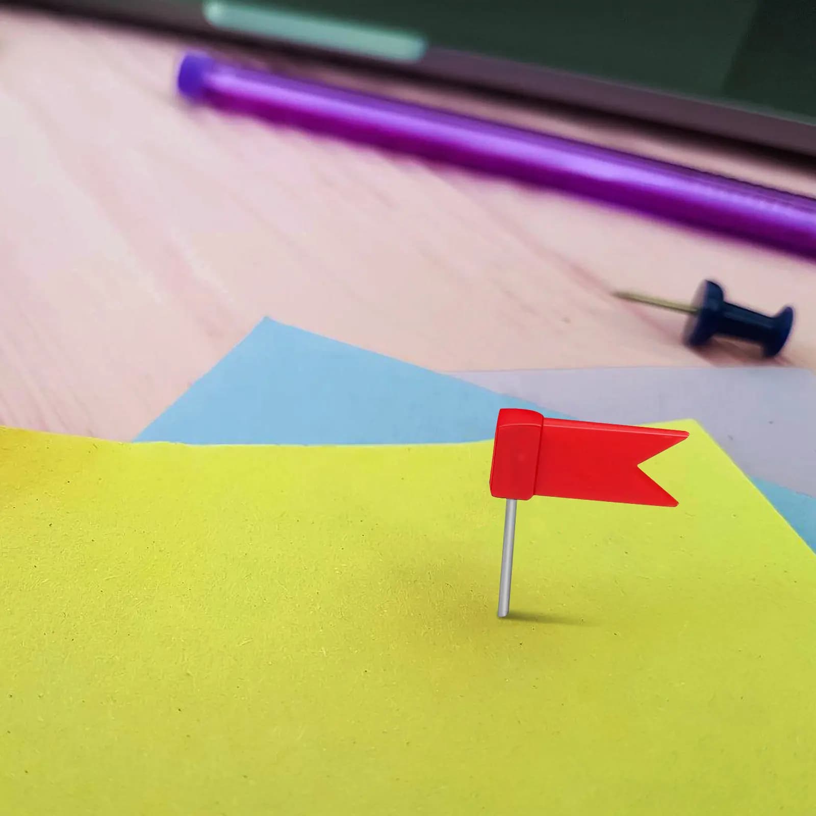 50Pcs Flag Thumbtacks Red Iron Push Pins for Maps Cork Boards Whiteboards Documents Notes Bulletin Posters Office School Home