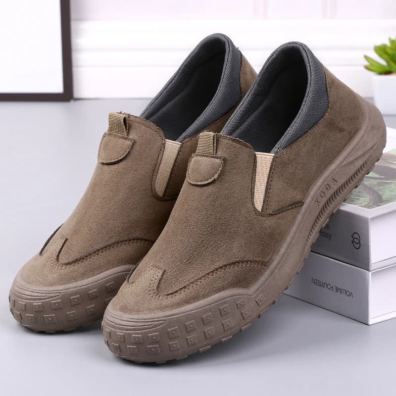 Scarpe da Lavoro Protettive per Uomo, Stivali di Sicurezza Traspiranti a Taglio Basso, Impermeabili, Antiscivolo, Resistenti, Scarpe da Lavoro Casual per Esterni