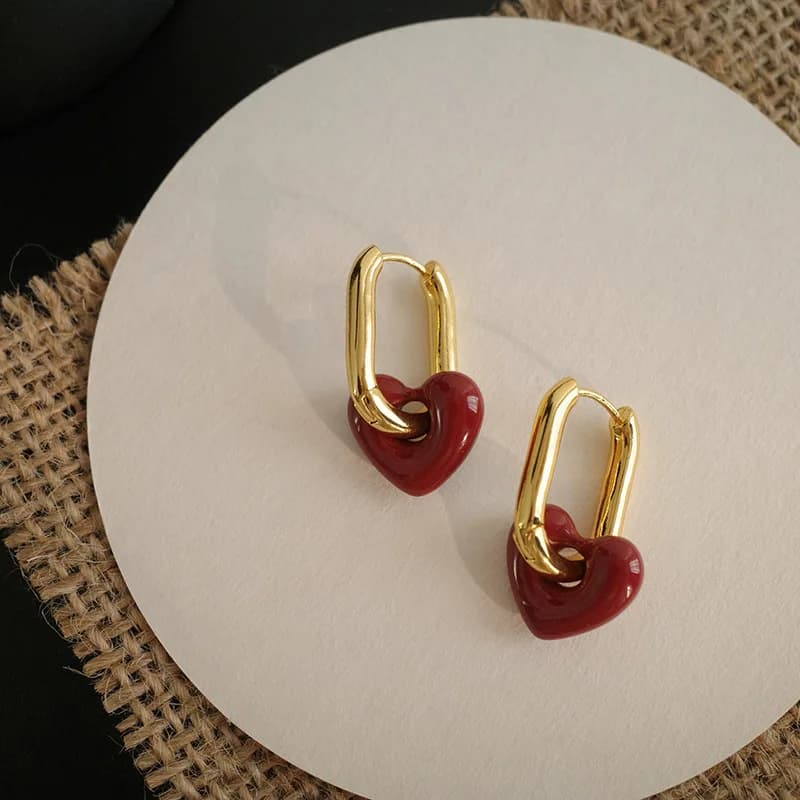 Nuova Tendenza: Orecchini a Cuore Rosso per Donne e Ragazze, Semplici Orecchini a Cerchio Lisci, Orecchini Geometrici alla Moda per Feste