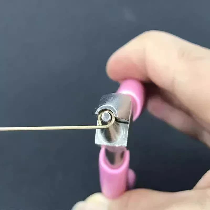 Professional jewelry pliers Bead pliers Pieces for jewelry repair Tool for wrapping wire Crafts for jewelry creation
