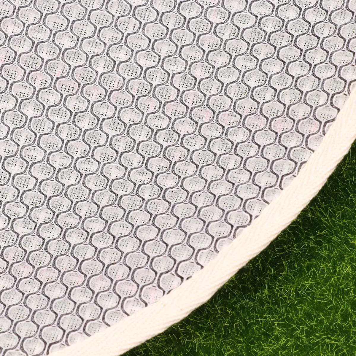 1Pcs Funny Chic DIY Carpet Embroidery Base Cloth Premium Craft Fabric for Creative Handmade Rugs Improves Manual Skill