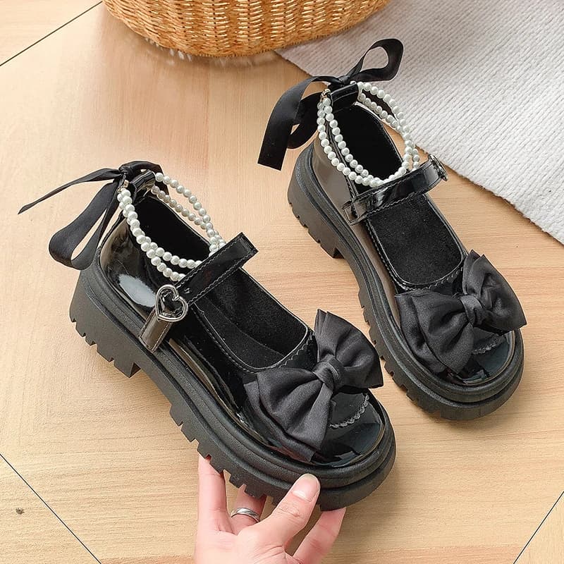 Versatile All Match Women Loafers Ventilated Inner Padding, Plain Cut Fits Korean Casual Daily Outfit Styling Needs