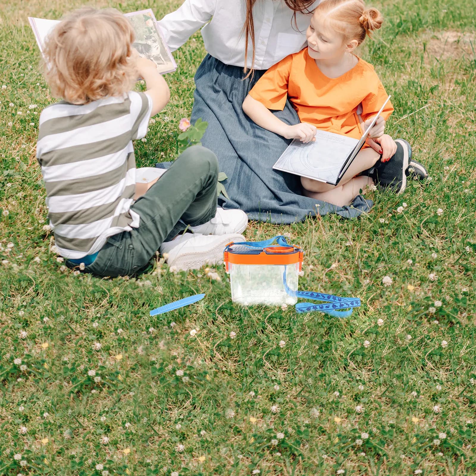 Set di 1 Scatola in Plastica per l'Osservazione degli Insetti per Bambini, Gabbia Portatile e Riutilizzabile per Catturare Insetti e Esplorare la Natura all'Aperto
